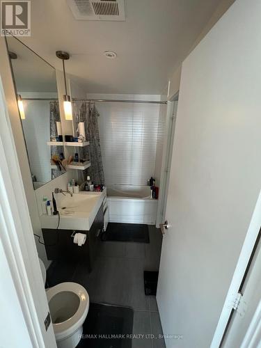 #2905 -110 Charles St E, Toronto, ON - Indoor Photo Showing Other Room