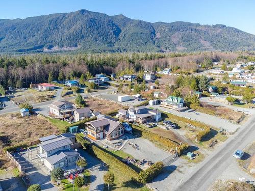 1049 Sixth Ave, Ucluelet, BC - Outdoor With View