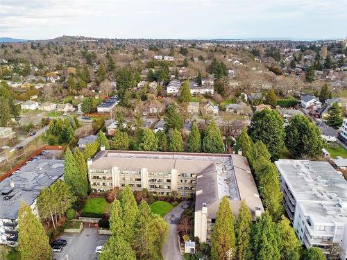 308-3277 Quadra St, Saanich, BC - Outdoor With View