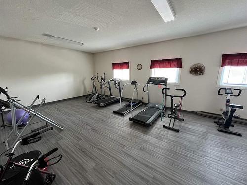 160 725 James Street S, Thunder Bay, ON - Indoor Photo Showing Gym Room