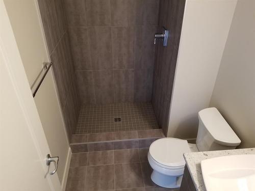 2305 2260 Sleeping Giant Parkway, Thunder Bay, ON - Indoor Photo Showing Bathroom