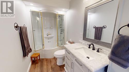 11763 N 97 Highway, Fort St. John, BC - Indoor Photo Showing Bathroom