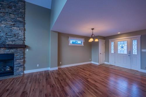 80 - 4868 Riverview Drive, Edgewater, BC - Indoor Photo Showing Other Room