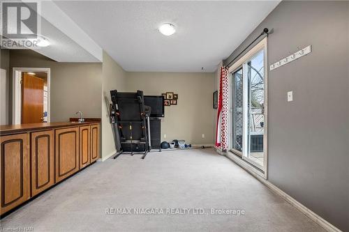 37 Farmington Drive, St. Catharines, ON -  Photo Showing Other Room