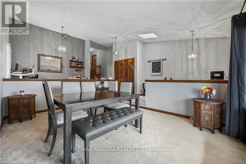 37 Farmington Drive, St. Catharines, ON - Indoor Photo Showing Dining Room