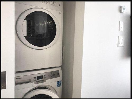 Laundry room - 4711-1188 Rue St-Antoine O., Montréal (Ville-Marie), QC 