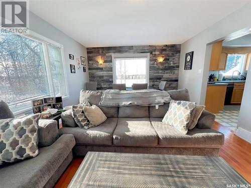 Brown Acreage - Hwy 55, Garden River Rm No. 490, SK - Indoor Photo Showing Living Room