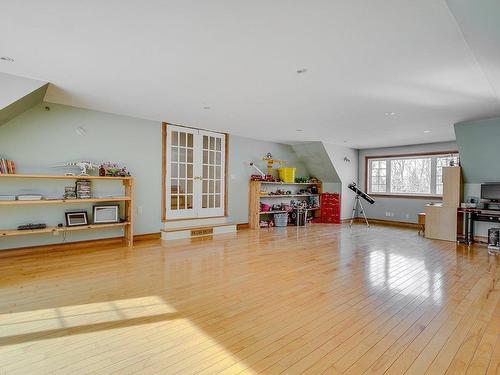 Family room - 1136 Ch. Du Lac-Connelly, Saint-Hippolyte, QC - Indoor
