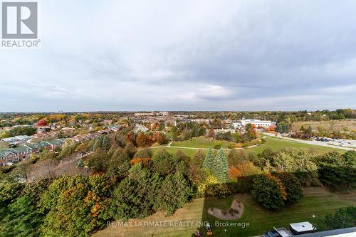 #Ph15 -40 Harding Blvd W, Richmond Hill, ON - Outdoor With View