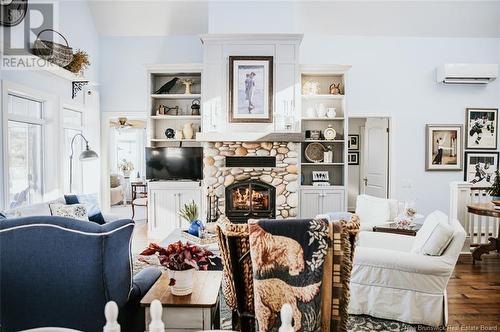 23 Mallard Road, Tide Head, NB - Indoor Photo Showing Living Room