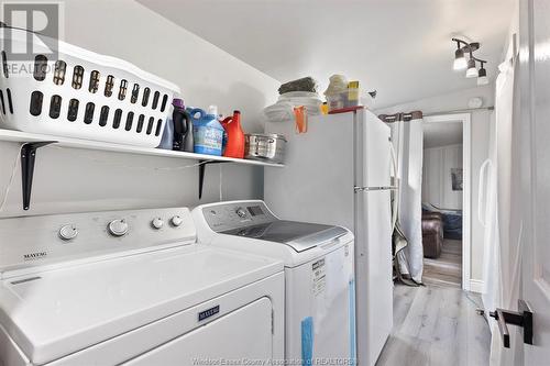 3897 Turner, Windsor, ON - Indoor Photo Showing Laundry Room