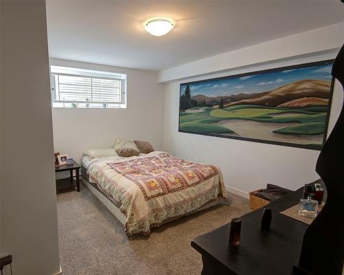 126 Verna Court, Kelowna, BC - Indoor Photo Showing Bedroom