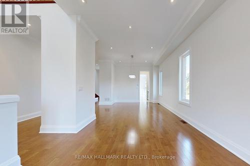 51A Puccini Dr, Richmond Hill, ON - Indoor Photo Showing Other Room