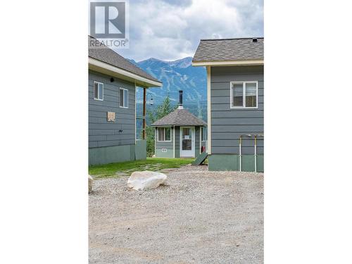 420 Ottoson Road, Golden, BC - Outdoor