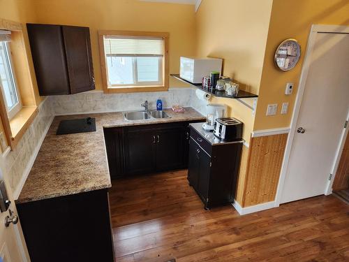 420 Ottoson Road, Golden, BC - Indoor Photo Showing Kitchen With Double Sink