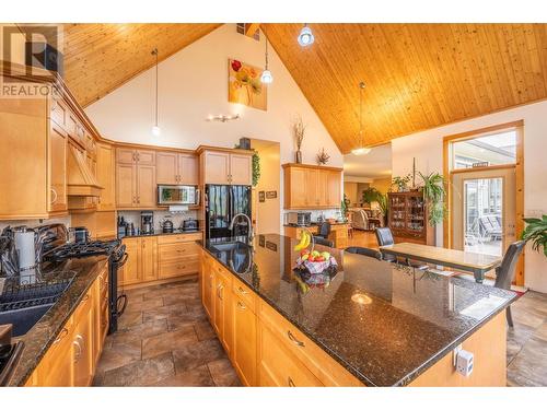 420 Ottoson Road, Golden, BC - Indoor Photo Showing Kitchen