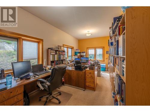 420 Ottoson Road, Golden, BC - Indoor Photo Showing Office