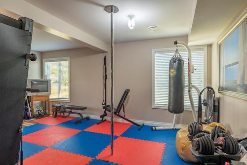 1067 Bridgeview Crescent, Castlegar, BC - Indoor Photo Showing Gym Room