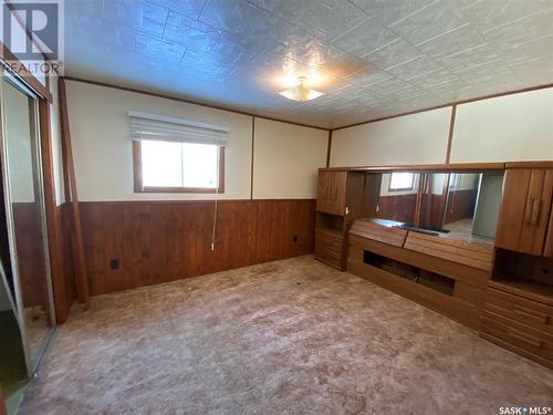 110 3Rd Avenue W, Coleville, SK - Indoor Photo Showing Other Room