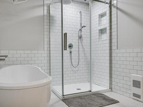 Salle de bains - 345 Mtée Victor-Nymark, Saint-Sauveur, QC - Indoor Photo Showing Bathroom