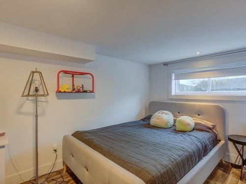 Chambre Ã Â coucher - 1525 Rue Dorion, Laval (Duvernay), QC - Indoor Photo Showing Bedroom
