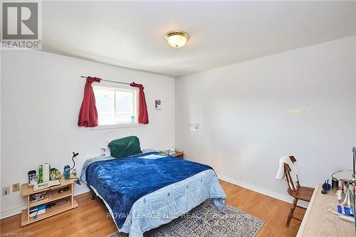 404 Ontario Rd, Welland, ON - Indoor Photo Showing Bedroom
