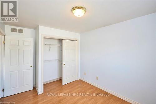 404 Ontario Rd, Welland, ON - Indoor Photo Showing Other Room