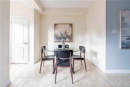 204 Springstead Avenue, Stoney Creek, ON - Indoor Photo Showing Dining Room