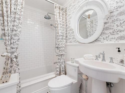 Salle de bains - 305-501 Rue Main, Ayer'S Cliff, QC - Indoor Photo Showing Bathroom
