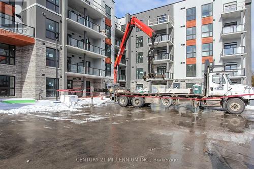 #310 -8-10 Harbour St W, Collingwood, ON - Outdoor With Balcony With Facade
