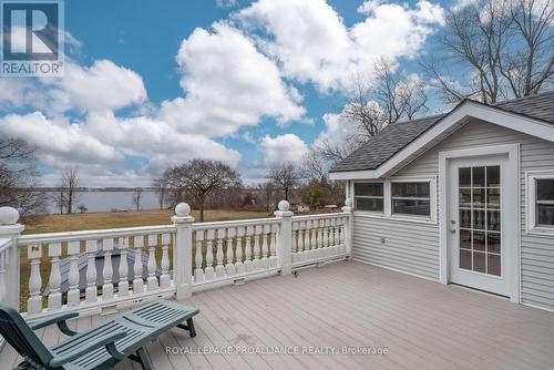 25 Prinyers Cove Cres, Prince Edward County, ON - Outdoor With Deck Patio Veranda