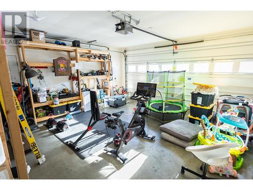 4616 Mcconnell Avenue, Terrace, BC - Indoor Photo Showing Garage