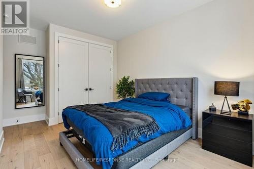 21 Twenty-Ninth Street, Toronto, ON - Indoor Photo Showing Bedroom