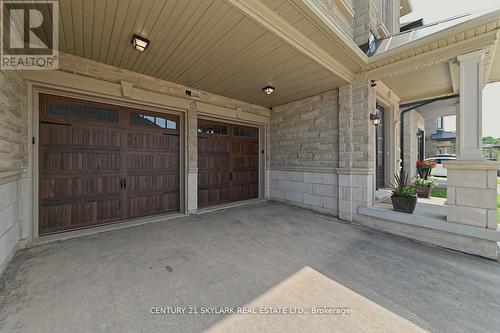 2404 Edward Leaver Tr, Oakville, ON -  With Exterior