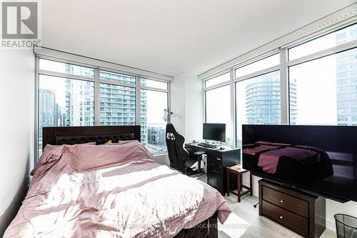 2012 - 70 Queens Wharf, Toronto, ON - Indoor Photo Showing Bedroom
