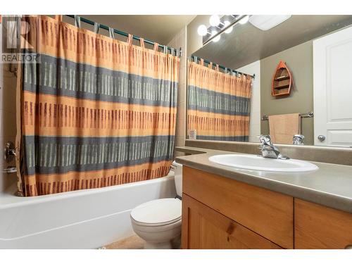 9804 Silver Star Road Unit# 203, Vernon, BC - Indoor Photo Showing Bathroom