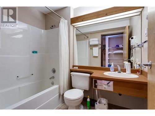 5340 Big White Road Unit# 307, Big White, BC - Indoor Photo Showing Bathroom