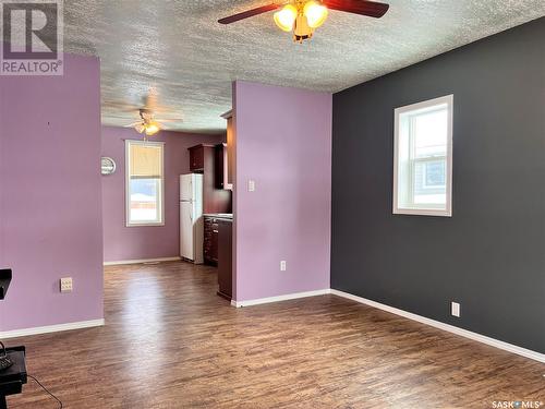 414 6Th Street E, Wynyard, SK - Indoor Photo Showing Other Room