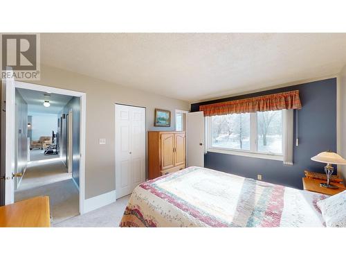 1757 Cypress Road, Quesnel, BC - Indoor Photo Showing Bedroom