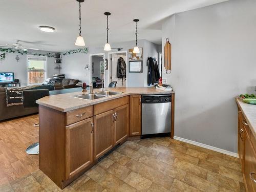 1240/1238 Gaggin Road, Kelowna, BC - Indoor Photo Showing Kitchen With Double Sink