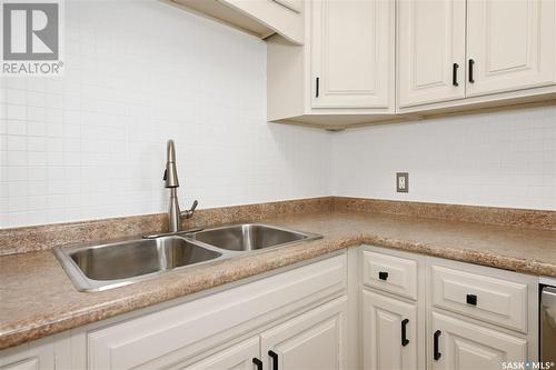 #108 517 Albert Street, Estevan, SK - Indoor Photo Showing Kitchen With Double Sink