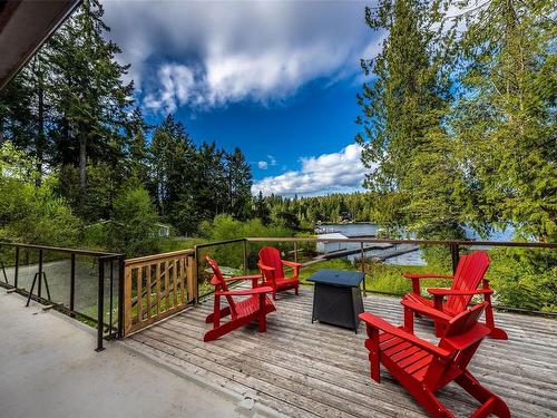 2585 Wyldewood Ave, Shawnigan Lake, BC - Outdoor With Deck Patio Veranda
