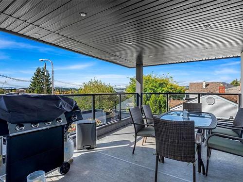 218 Crease Ave, Saanich, BC - Outdoor With Deck Patio Veranda With Exterior