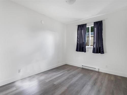 218 Crease Ave, Saanich, BC - Indoor Photo Showing Other Room