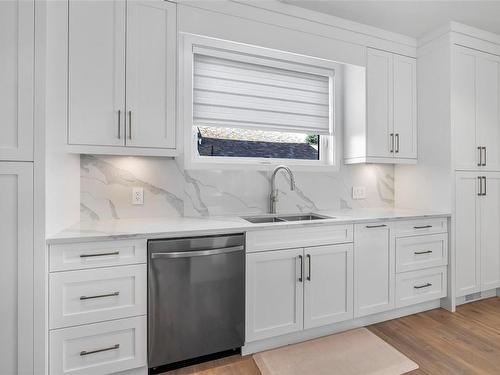 218 Crease Ave, Saanich, BC - Indoor Photo Showing Kitchen With Double Sink