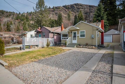 1171 Second Avenue, Trail, BC - Outdoor With Facade