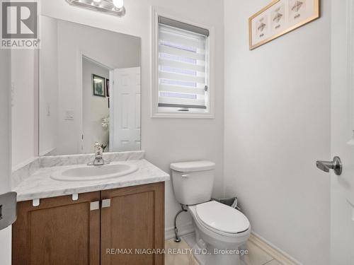 1478 Marina Drive, Fort Erie, ON - Indoor Photo Showing Bathroom