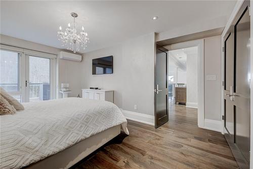 397 King Street W|Unit #215, Dundas, ON - Indoor Photo Showing Bedroom