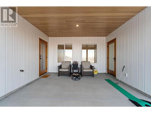 1041 19 Avenue Se, Salmon Arm, BC - Outdoor With Deck Patio Veranda With Exterior