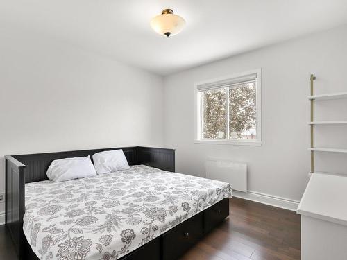 Chambre Ã Â coucher - 1025 38E Avenue, Laval (Fabreville), QC - Indoor Photo Showing Bedroom